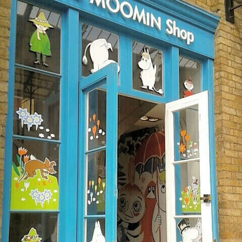 посетить Moomin Shop в Хельсинках