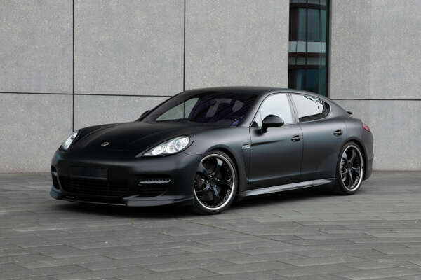 porsche panamera black