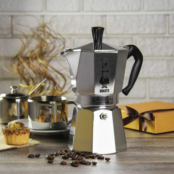 Гейзерная кофеварка Bialetti Moka Express