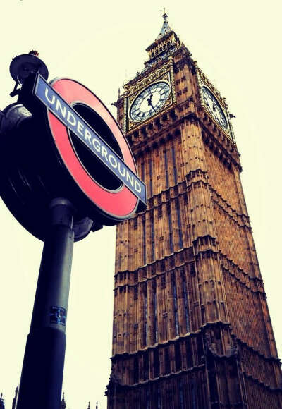 Поехать в Лондон