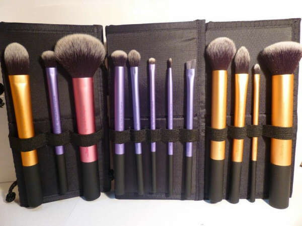 Real Techniques Brush ~PICK SET~Travel Essentials,Core Collection, Starter Kit,