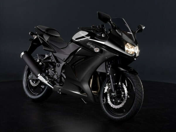 Kawasaki Ninja 250r Black