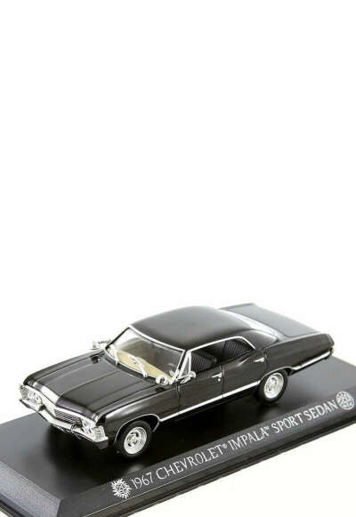 Модель Chevrolet Impala 1967 black four door hardtop