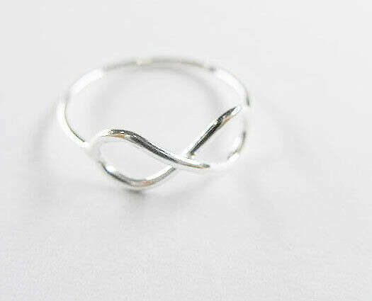 925 Sterling Silver 0.9 mm. Wire Ring - Infinity design size 8 US