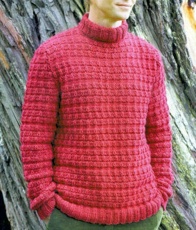 Красный свитер