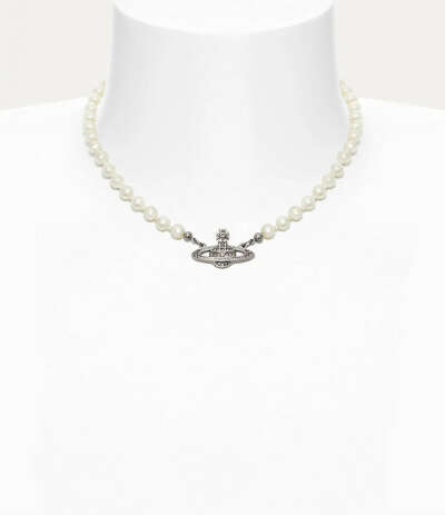 Mini Bas Relief Pearl Choker by Vivienne Westwood