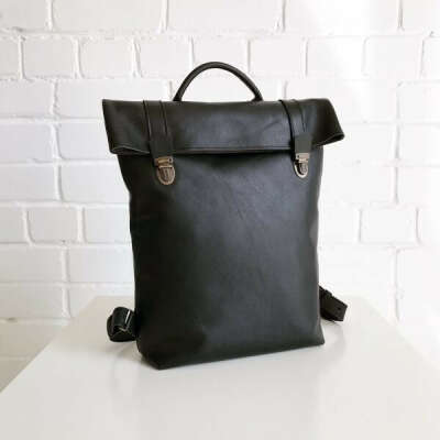 Кожаный рюкзак Vertical Black | The Sneg - магазин кожаных рюкзаков