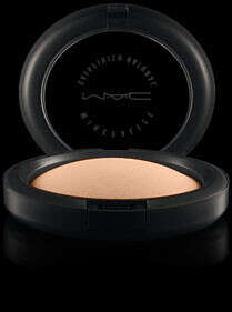 M.A.C Mineralize Skinfinish Natural