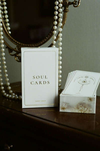 Soul cards tarot (white dahlia)