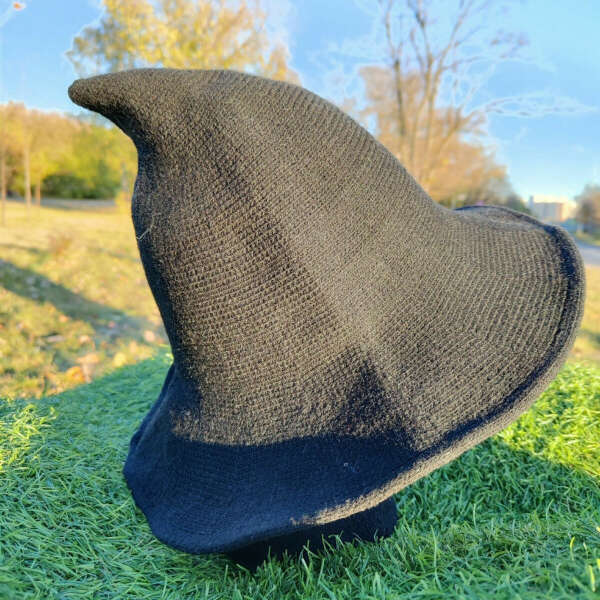 Ведьминская шляпа черная от мастерской "Кармартен"