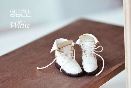 GOTALL doll handmade Revers Short Boots for momoko - doll shoes - White