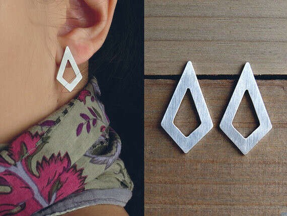 ★ Diamond shape earrings ★