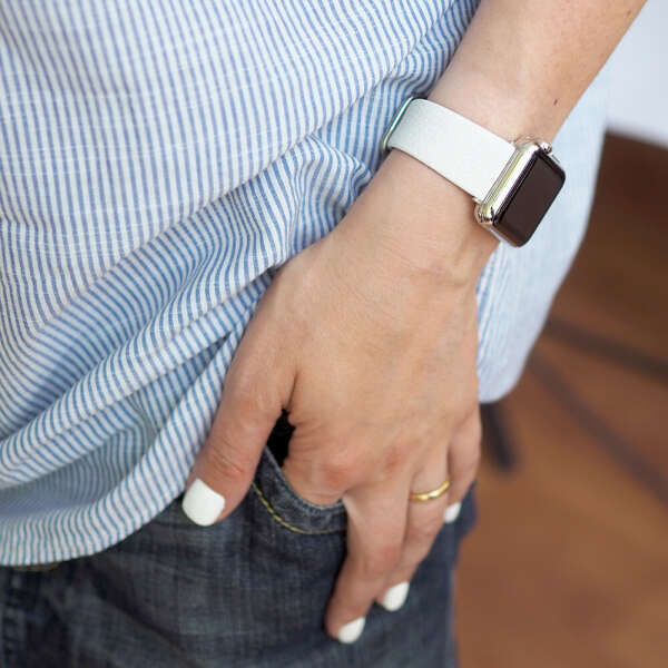 Ремешок для Apple Watch 38/40mm XS Classic женский из натуральной кожи теленка, белого цвета