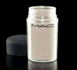 MAC Pigment Vanilla