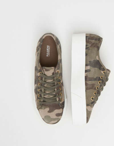 CAMOUFLAGE BLOCK PLIMSOLLS - WOMEN&#039;S FOOTWEAR - WOMAN - PULL&BEAR Ukraine