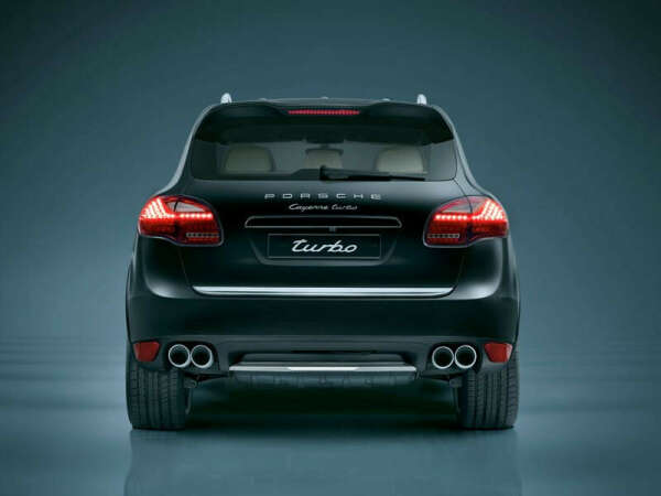 PORSCHE CAYENNE TURBO