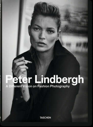 Peter Lindbergh: A Different Vision on Fashion Photography Peter Lindbergh: A Different Vision on Fashion Photography