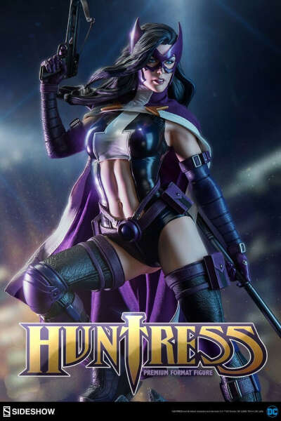 Huntress Premium Format Figure | Sideshow Collectibles