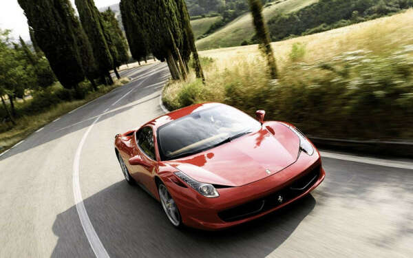 машина мечты Ferrari
