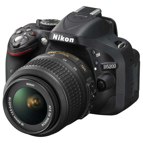 Фотоаппарат зеркальный Nikon D5200 Kit 18-55VR Black