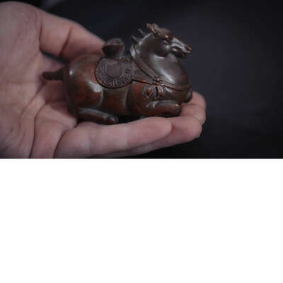 Статуэтка Толстая коняшка шкатулка лошадь ретро декор Тибет