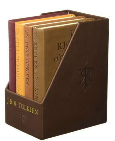 The Hobbit and The Lord of the Rings: Deluxe Pocket Boxed Set