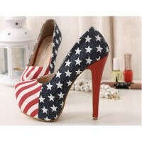Хочу туфли с флагом Америки .