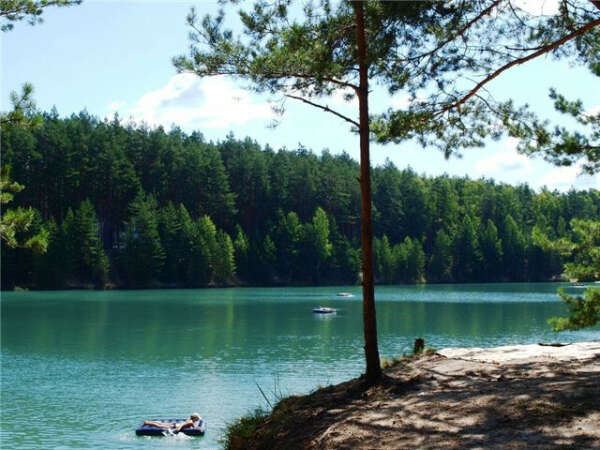 хочу поехать на голубые озера