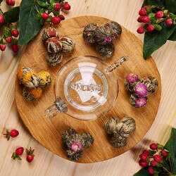 Чайный сет "Загадочные цветы" (6 видов связанного чая по 50 г + стеклянный чайник)
