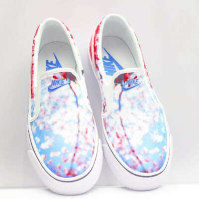 NIKE WMNS TOKI SLIP CHERRY BLS