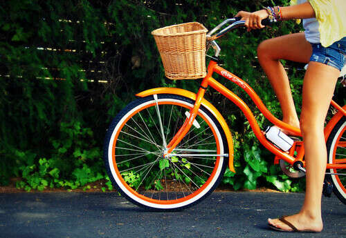 Велосипед (женский, с корзиной)