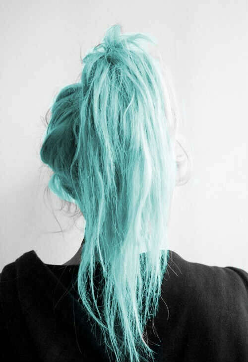 Dye my hair blue :3