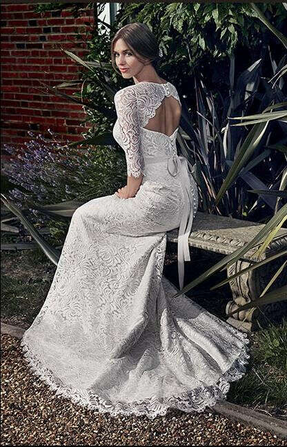 Apolinne by Suzanne Neville Wedding dress