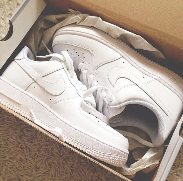 Nike Air Force 1 Mid White