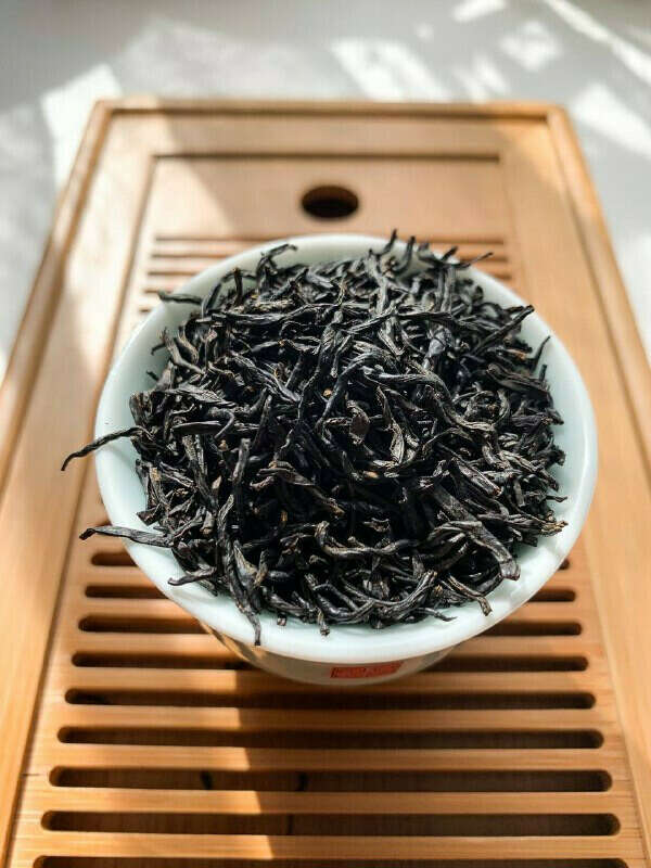 Дянь Хун (Красный чай с земли Дянь)