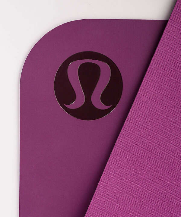 the reversible mat 3mm | women&#039;s yoga mats & props | lululemon athletica