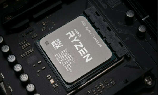 Процессор AMD Ryze 7 5800X3D