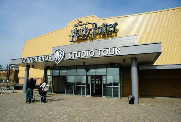 Warner Bros. Studio Tour London - The Making of Harry Potter