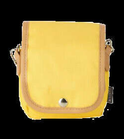 Жёлтую сумочку для instax 8