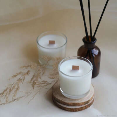 Ароматическая свеча с деревянным фитилем