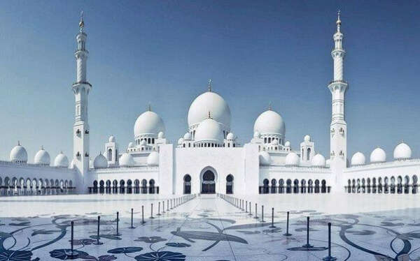 Белая Мечеть Шейха Заида Бин в Абу-Даби, ОАЭ