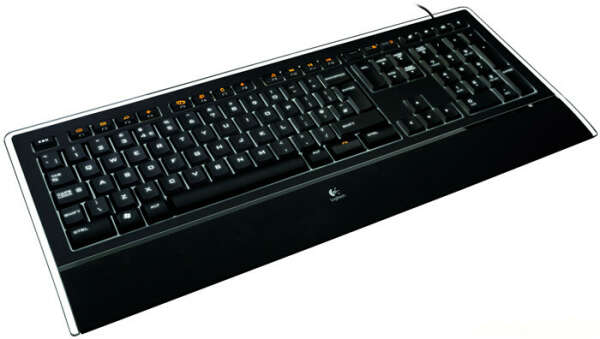 Logitech K740 Illuminated