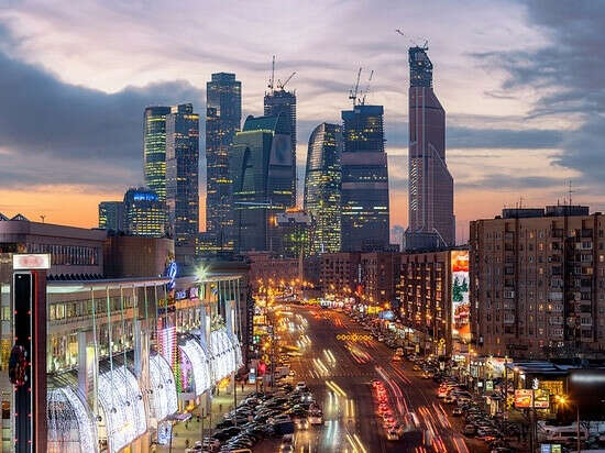 Переехать на ПМЖ в Москву в до сентября 2020 года