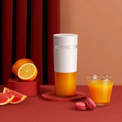 Портативный блендер Xiaomi Mijia Portable Juicer Cup MJZZB01PL