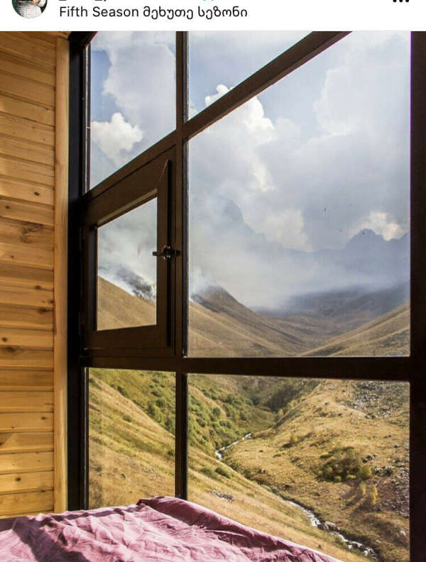 Отправиться в Грузию и жить в отеле Fifth seasons с таким видом из окна