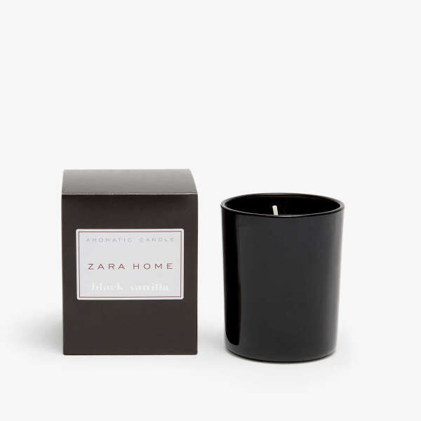 Ароматическая свеча Zara Home - Black Vanilla