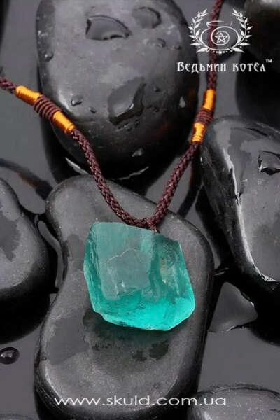 pendant with fluorite