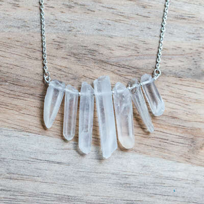 7 Quartz Crystals Pendant Necklace | ALOHA GAIA | Jewelry with raw stones and crystals