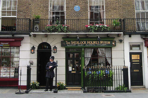 Побывать в Музее Шерлока Холмса на Baker Street