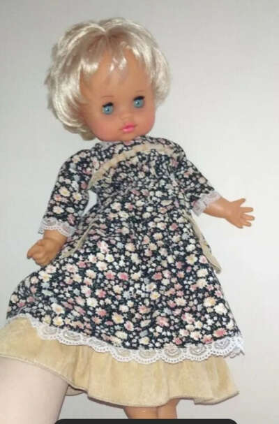 Кукла мягконабивная ГДР, в отличном состоянии, высота 40см, голова, руки, ноги - пластик.